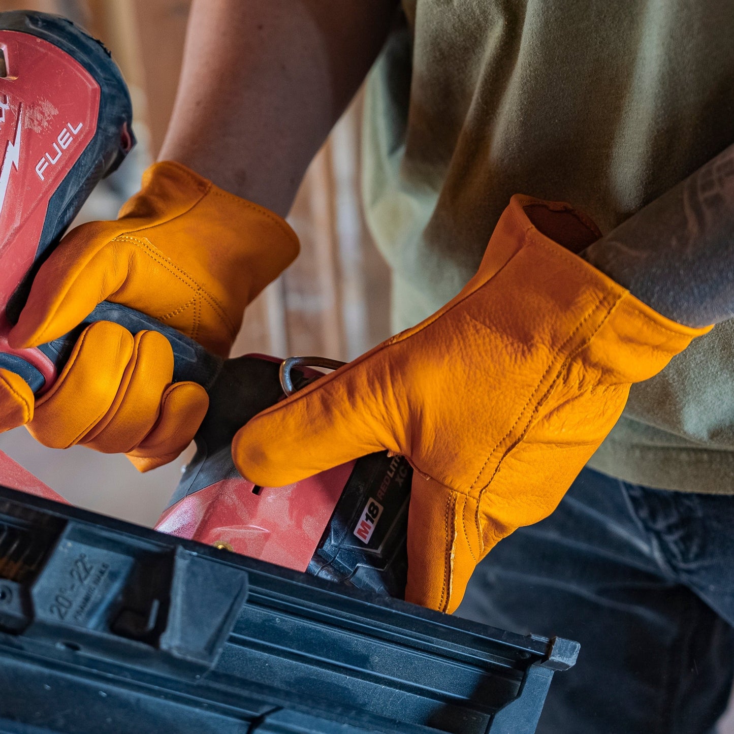 Advanced Gloves Premium Leather Driver Gloves with Double Palm Patch	S-413P