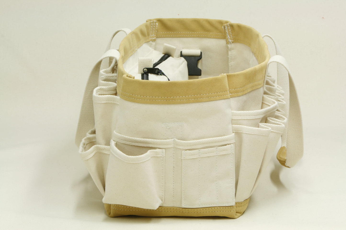 Professional Carpenters 40 Pocket Tool Bag