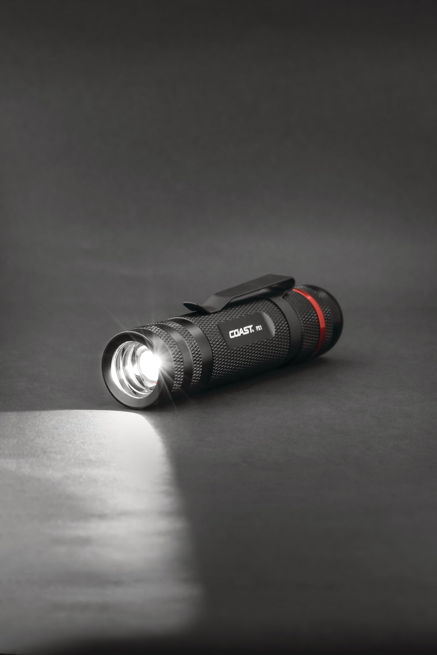 COAST PX1 Pure Beam Focusing Flashlight